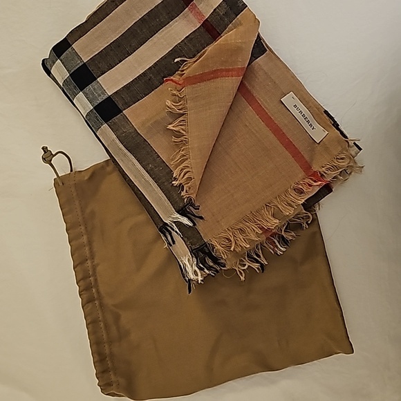 Burberry Lightweight Wool & Silk Check Scarf - Picture 1 of 4
